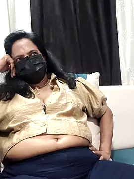 Snapshot of mallu-lover chatting on May 2026 06:26:02 PM mallu-lover online show from May 2026 06:26:02 PM