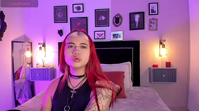 pinkk deemon online show from March 2026 12:49:01 PM