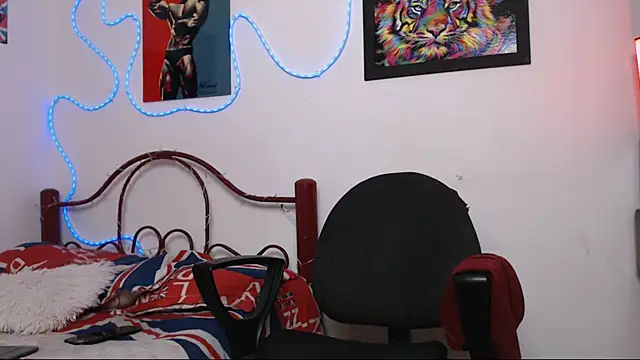 Snapshot of hank_fuller01 chatting on December 2025 11:46:02 PM hank fuller01 online show from December 2025 11:46:02 PM