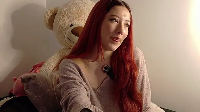 lunnaa  online show from November 2025 03:08:02 AM