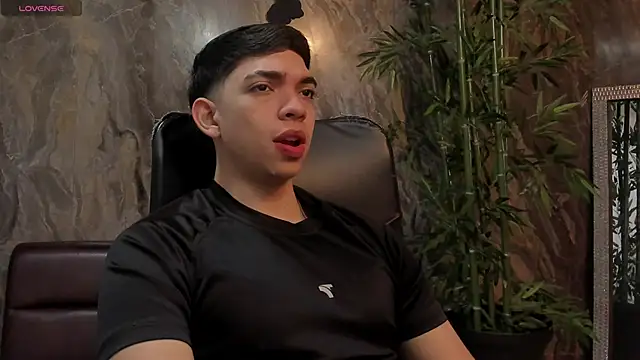 Eryonbradley online show from March 2026 11:27:02 AM