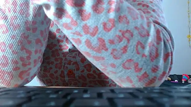 Snapshot of sajecrismaa chatting on January 2026 07:38:01 PM sajecrismaa online show from January 2026 07:38:01 PM