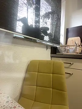 Snapshot of imooLoov chatting on October 2025 01:04:02 PM imooLoov online show from October 2025 01:04:02 PM