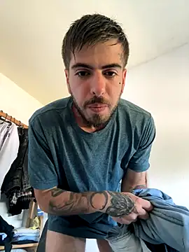 Snapshot of kirschxp chatting on October 2025 04:19:01 PM kirschxp online show from October 2025 04:19:01 PM