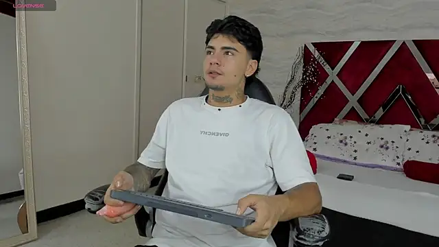 JamesDeker online show from October 2025 08:05:01 PM