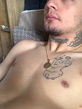 JamesDeker online show from November 2025 12:37:01 PM