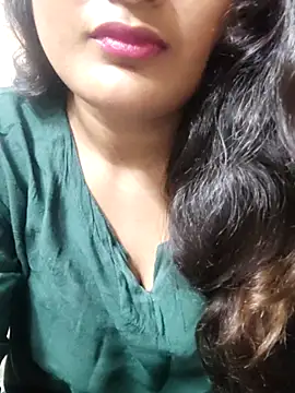 Cute pinkii online show from February 2026 07:32:02 PM