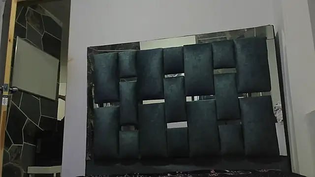 JulianaCarter online show from May 2026 02:25:01 PM