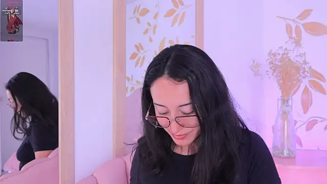 Ginevra esposito online show from September 2025 12:52:02 PM