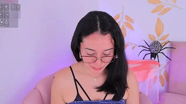 Ginevra esposito online show from October 2025 01:15:02 PM