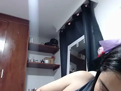 Electraweb 09 online show from November 2025 09:47:01 PM