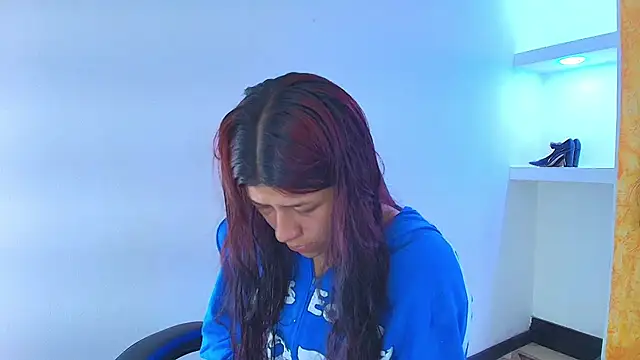 Snapshot of Raven_Rouge_ chatting on January 2026 08:01:02 PM Raven Rouge online show from January 2026 08:01:02 PM