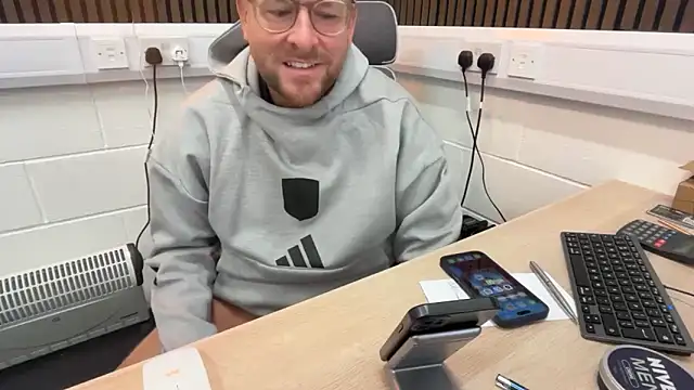 bilf1978 online show from March 2026 09:32:02 AM