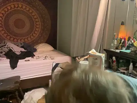 XanderOzzz online show from November 2025 09:20:01 AM