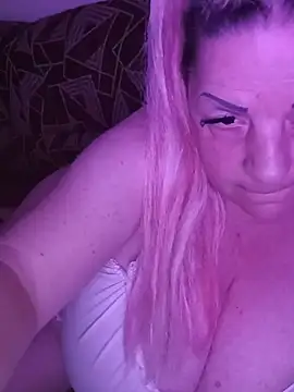 AnnStefanixh online show from June 2026 02:52:01 PM