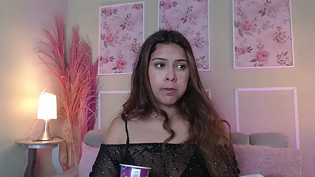 CurlyDani online show from November 2025 12:05:02 PM