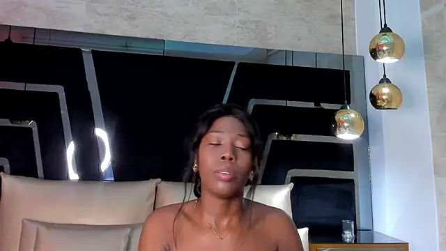 Snapshot of AbbieCyruz chatting on September 2025 11:43:01 AM AbbieCyruz online show from September 2025 11:43:01 AM