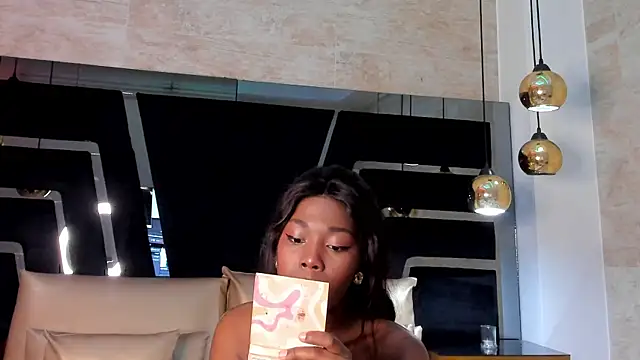 Snapshot of AbbieCyruz chatting on September 2025 12:06:01 PM AbbieCyruz online show from September 2025 12:06:01 PM