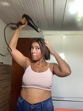 Snapshot of Crisschiavo chatting on September 2025 01:01:01 PM Crisschiavo online show from September 2025 01:01:01 PM