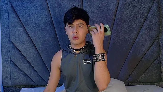 Felipe Cold online show from March 2026 02:29:02 AM