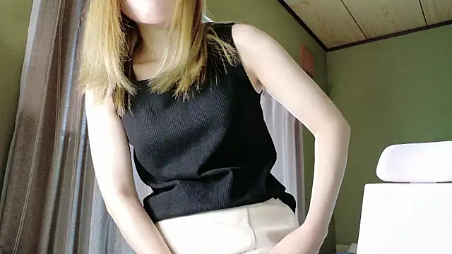 Snapshot of miyu0002 chatting on September 2025 03:44:02 AM miyu0002 online show from September 2025 03:44:02 AM