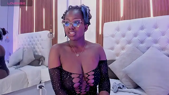 Oshun Evans online show from September 2025 03:44:01 AM
