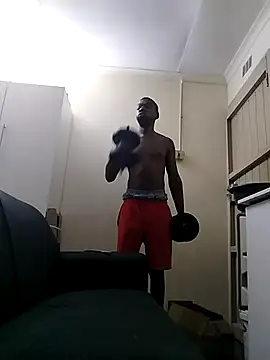 Snapshot of TmanZim2025 chatting on September 2025 04:43:02 PM TmanZim2025 online show from September 2025 04:43:02 PM