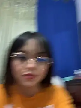 Snapshot of Clara_Luu chatting on June 2026 02:25:05 AM Clara Luu online show from June 2026 02:25:05 AM
