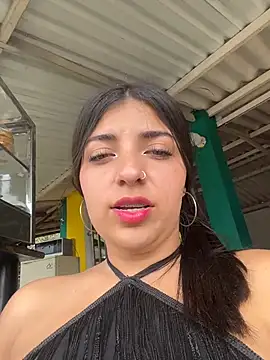 Snapshot of Isaa-Sweet chatting on December 2025 06:26:01 PM Isaa-Sweet online show from December 2025 06:26:01 PM