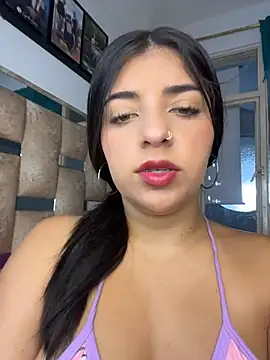 Snapshot of Isaa-Sweet chatting on February 2026 01:06:02 PM Isaa-Sweet online show from February 2026 01:06:02 PM