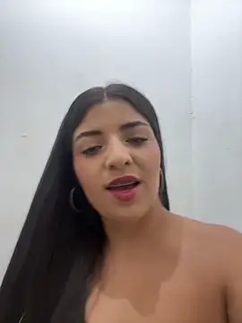 Snapshot of Isaa-Sweet chatting on February 2026 05:53:02 PM Isaa-Sweet online show from February 2026 05:53:02 PM