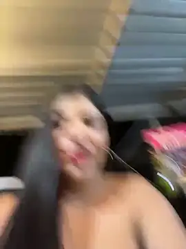 Isaa-Sweet online show from April 2026 12:49:02 AM