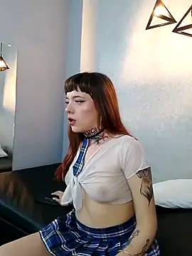 AnnyAndRoman online show from October 2025 05:58:02 PM