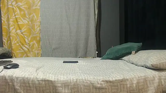 SEXYHUGEASS21 online show from July 2026 05:13:02 AM