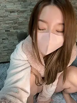 yuuhichan online show from December 2025 05:17:01 PM