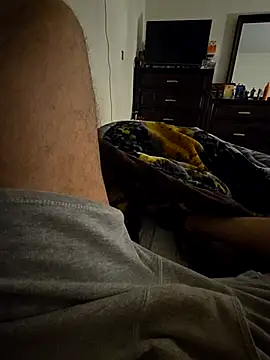 Caneloo1 online show from December 2025 01:43:01 AM