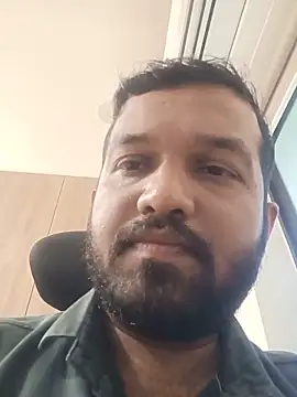 Snapshot of VJ17 chatting on May 2026 05:35:01 AM VJ17 online show from May 2026 05:35:01 AM