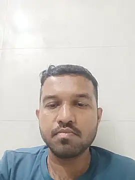 Snapshot of VJ17 chatting on May 2026 05:43:02 PM VJ17 online show from May 2026 05:43:02 PM