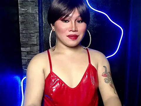 pretty lassy online show from September 2025 12:17:02 PM