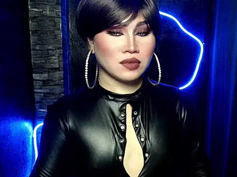 pretty lassy online show from September 2025 08:09:02 AM