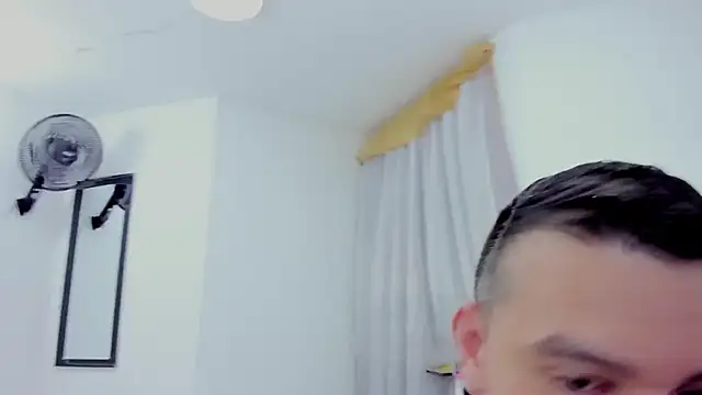 Snapshot of denny_scobar chatting on June 2026 09:43:01 AM denny scobar online show from June 2026 09:43:01 AM