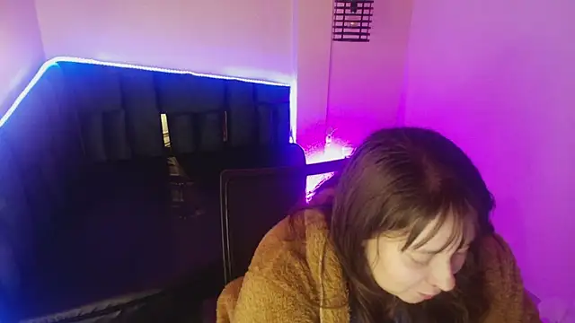  Emily rosee  online show from November 2025 11:10:02 AM