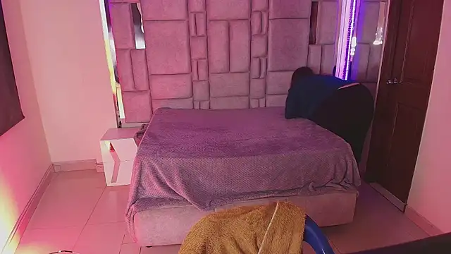  Emily rosee  online show from January 2026 12:10:02 PM