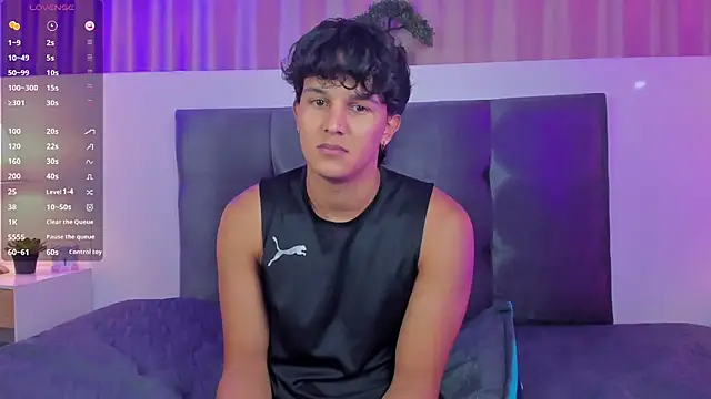 Leo Savage  online show from December 2025 04:10:01 AM