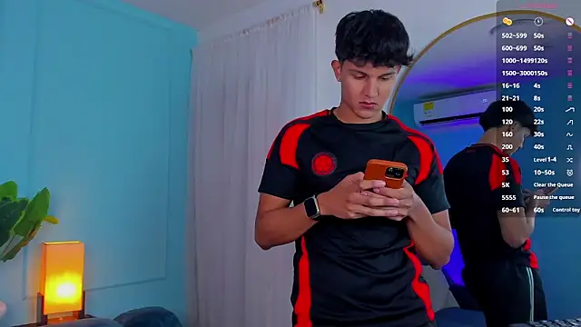 Snapshot of Leo_Savage_ chatting on February 2026 03:49:01 AM Leo Savage online show from February 2026 03:49:01 AM