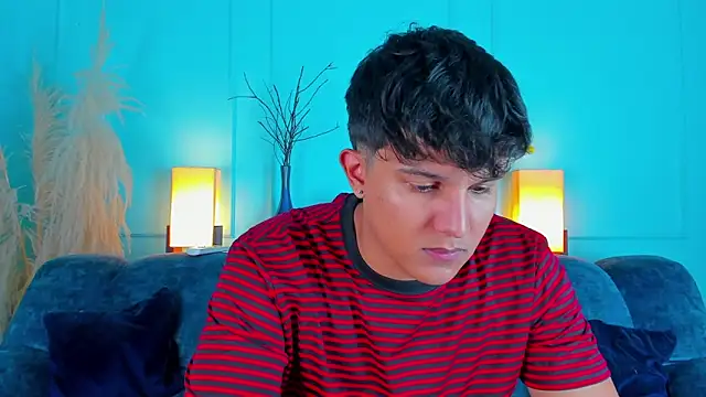 Snapshot of Leo_Savage_ chatting on March 2026 03:23:01 AM Leo Savage online show from March 2026 03:23:01 AM