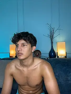 Leo Savage  online show from March 2026 08:26:33 AM