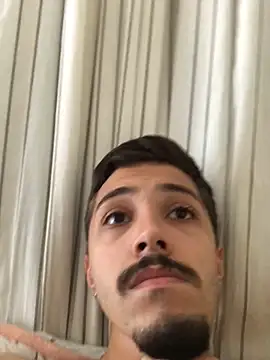 henriquexz244 online show from February 2026 02:02:02 PM