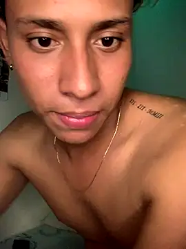 Snapshot of Patrick_Hott_ chatting on October 2025 02:15:01 AM Patrick Hott  online show from October 2025 02:15:01 AM