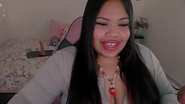 Snapshot of Juicy_elenxx chatting on September 2025 03:39:02 AM Juicy elenxx online show from September 2025 03:39:02 AM